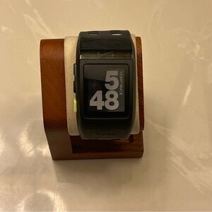 Nike Sport Plus Tom Tom, Tested, Smart Watch Yellow and Black Rechargeable
